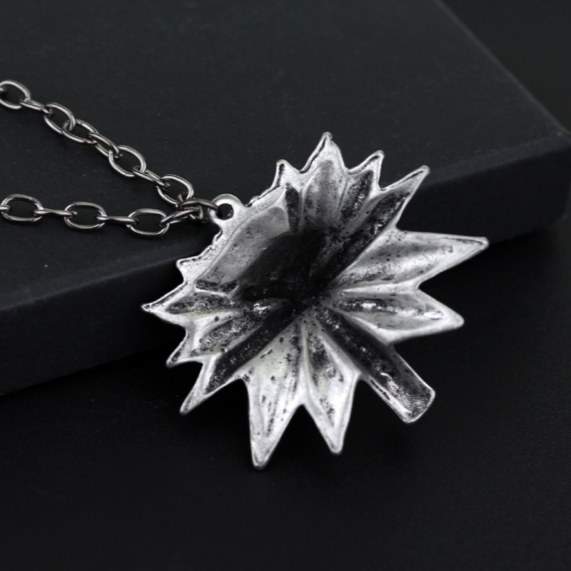 Collier pendentif tête de loup - Wildman Hunting & Outdoor Robertson avis et prix
